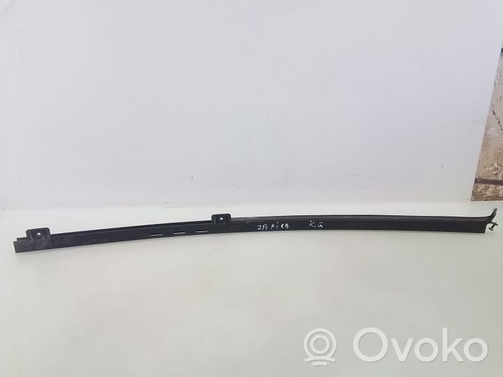 Opel Zafira B Rail de pare-brise de porte arrière 