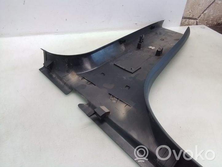 Skoda Octavia Mk2 (1Z) Rivestimento montante (B) (fondo) 1ZO867282