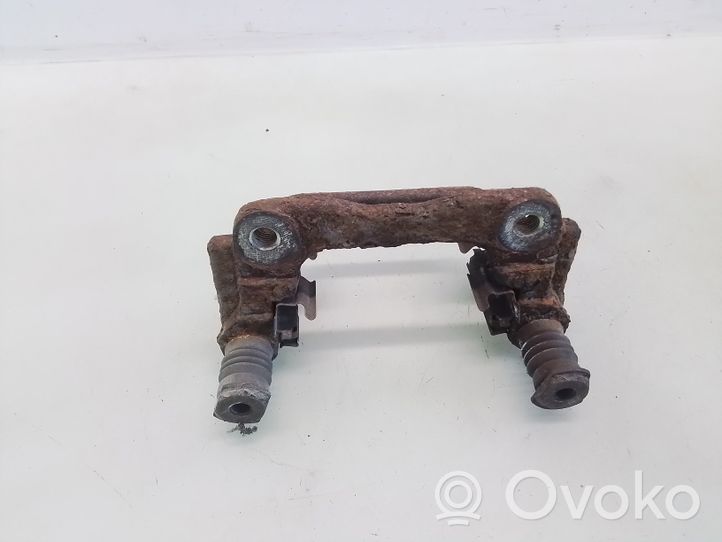 Toyota Avensis T250 Supporto della pinza del freno posteriore 