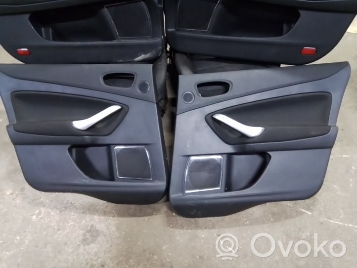 Ford Mondeo MK IV Istuimien ja ovien verhoilusarja 