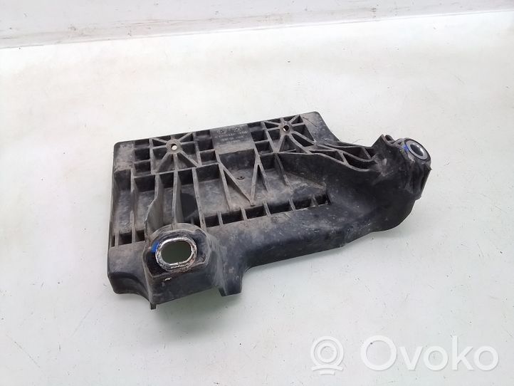 Ford Mondeo MK IV Staffa di montaggio della batteria 6G9110663A