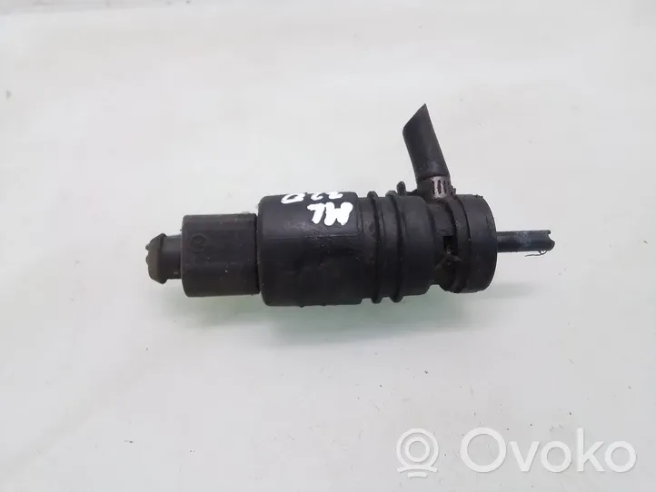 Mercedes-Benz ML W163 Windscreen/windshield washer pump 