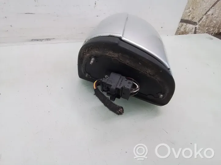 Mercedes-Benz E W210 Front door electric wing mirror 