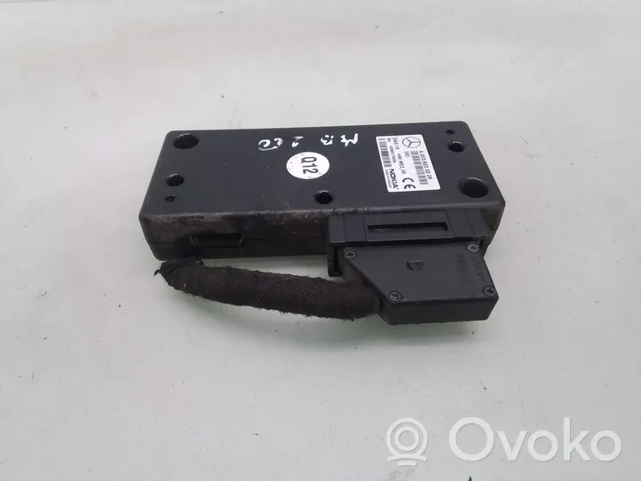 Mercedes-Benz E W210 Phone control unit/module A2038203226