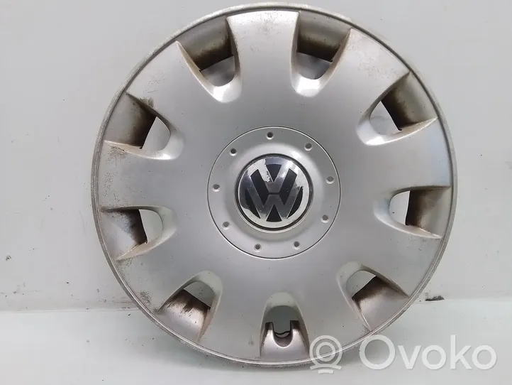 Volkswagen PASSAT B5 R15 wheel hub/cap/trim 