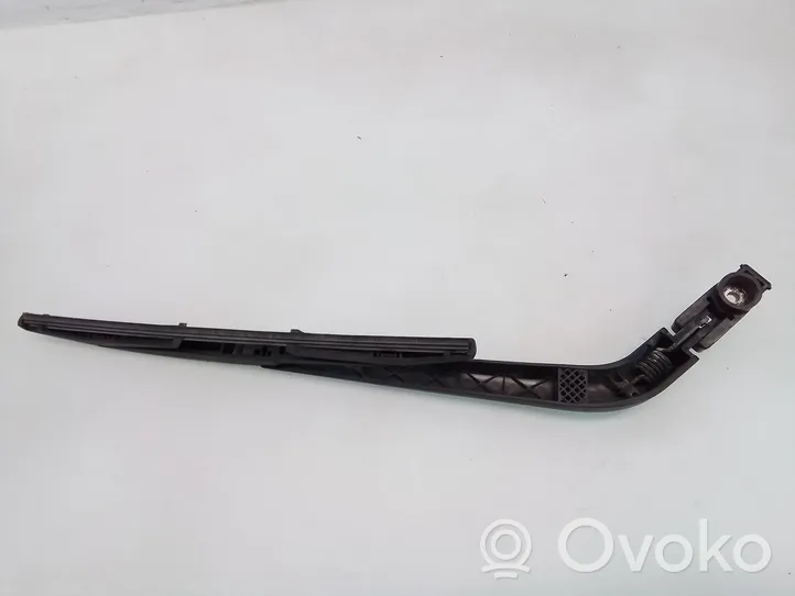 Toyota Auris 150 Ramię wycieraczki szyby tylnej 06961