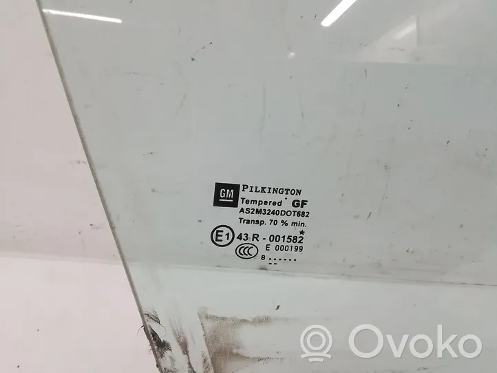 Opel Astra H Front door window glass four-door 43R001582