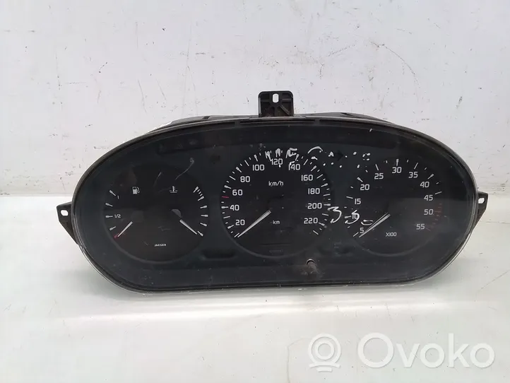 Renault Megane I Compteur de vitesse tableau de bord 7700847784