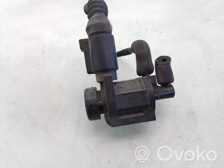 Volkswagen PASSAT B5.5 Turbo solenoid valve 1J0906283B