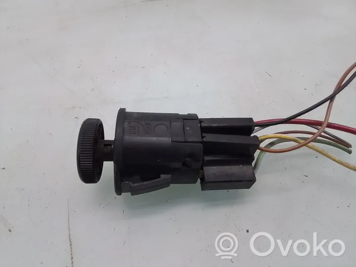 Opel Corsa A Interruptor de luz 903672122