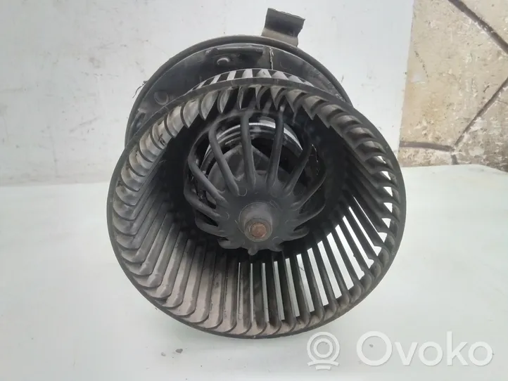 Citroen C5 Ventola riscaldamento/ventilatore abitacolo F664513V