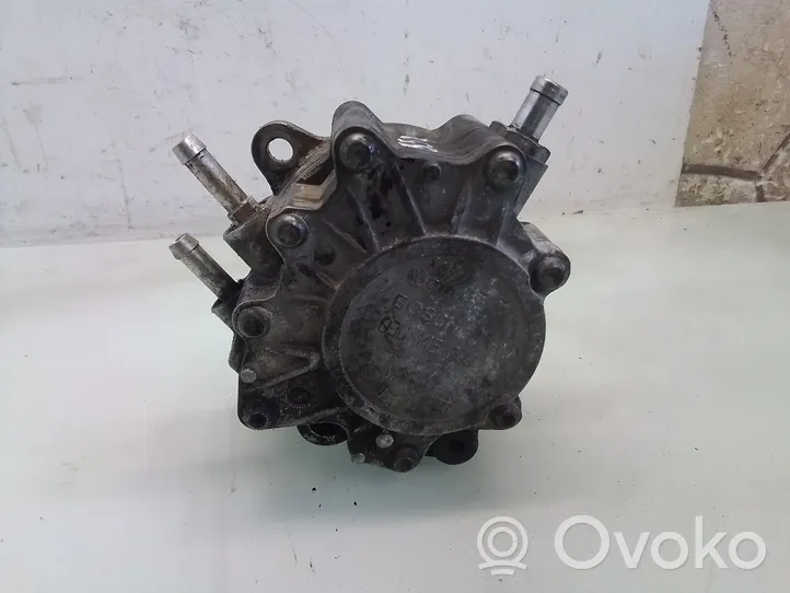 Audi A3 S3 8P Alipainepumppu 03G145209