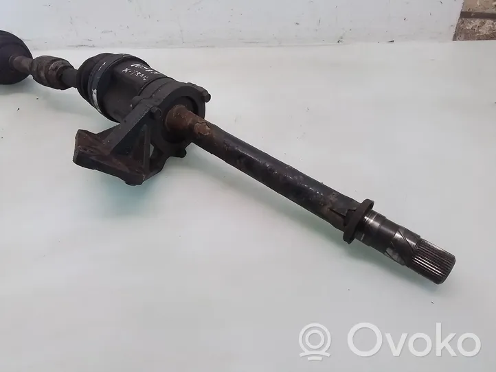 Nissan X-Trail T30 Front driveshaft 