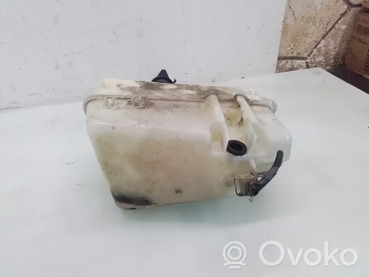 Volvo S70  V70  V70 XC Windshield washer fluid reservoir/tank 