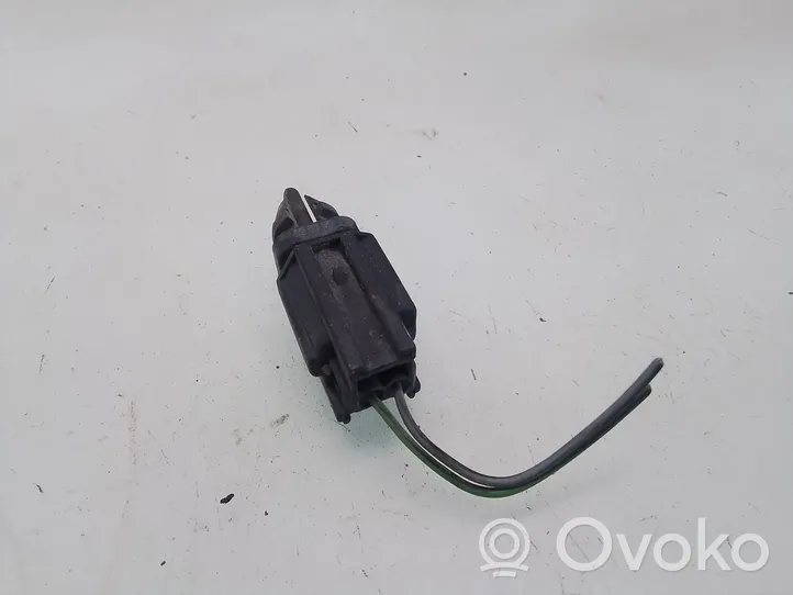 Volvo S70  V70  V70 XC Sonde température extérieure 990805