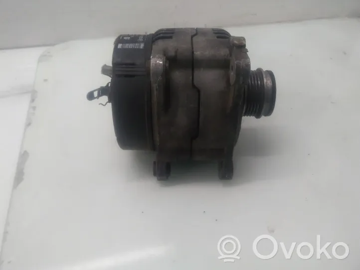 Volkswagen PASSAT B5 Alternator 028903028