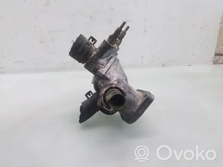 Volkswagen Golf IV Système de préchauffage du moteur 038121133A