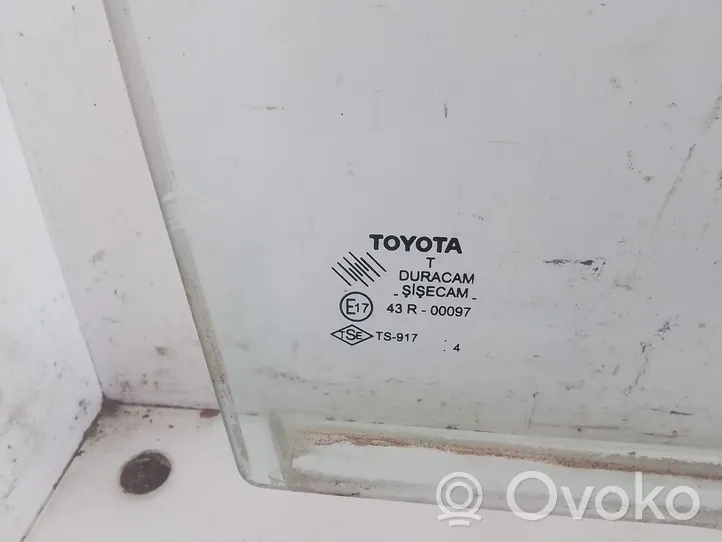 Toyota Corolla Verso E121 Vitre de fenêtre porte arrière 43R00097