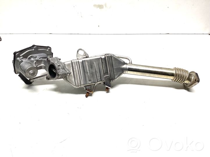 BMW 5 G30 G31 Valvola di raffreddamento EGR 8576810