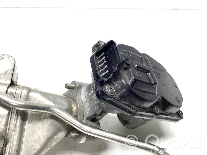 BMW 5 G30 G31 Valvola di raffreddamento EGR 8576810