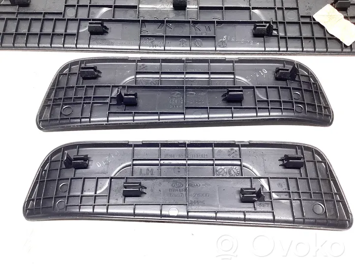 Hyundai ix35 Set di rifiniture davanzale (interno) 858832Y100