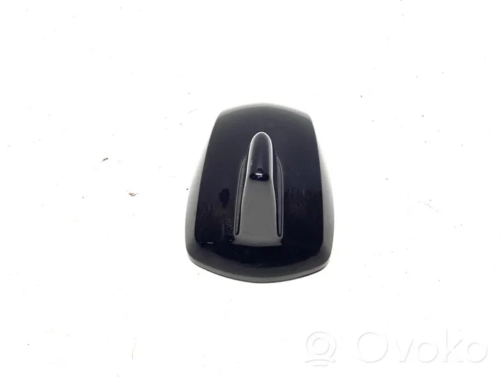 Mercedes-Benz E W212 Copertura dell’antenna tetto (GPS) A2128270228