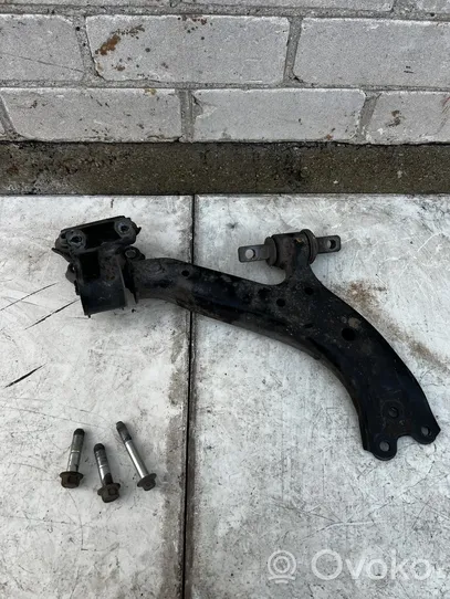 Honda CR-V Front lower control arm/wishbone 