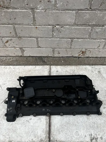 BMW 5 E39 Rocker cam cover 111277879800