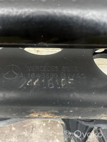 Mercedes-Benz GL X164 Pusrāmis aizmugurējais / priekšējais A164350032