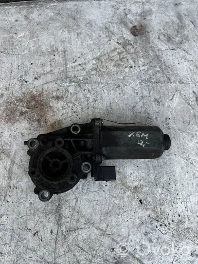 BMW X5M E70 Moteur réducteur de la boîte de vitesses 0130008507