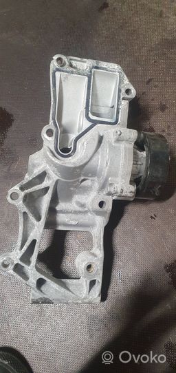 BMW X1 F48 F49 Vesipumppu 8575850