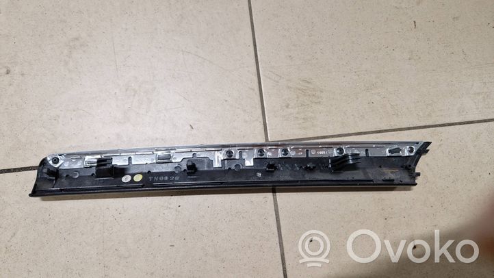 Audi Q7 4L Etuoven verhoilu (käytetyt) 4L0867410