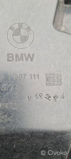 BMW 5 F10 F11 Kampinės bamperio dalies laikiklis 7207111