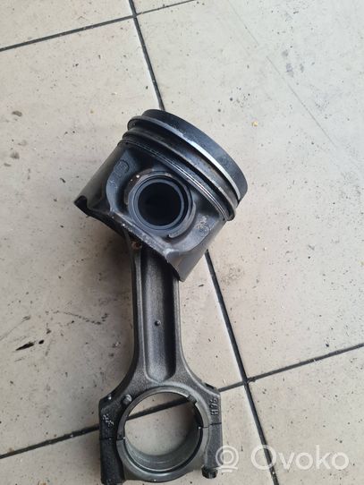 BMW X5 E70 Piston avec bielle 