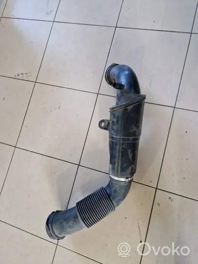 BMW 2 F46 Tube d'admission d'air 8693166