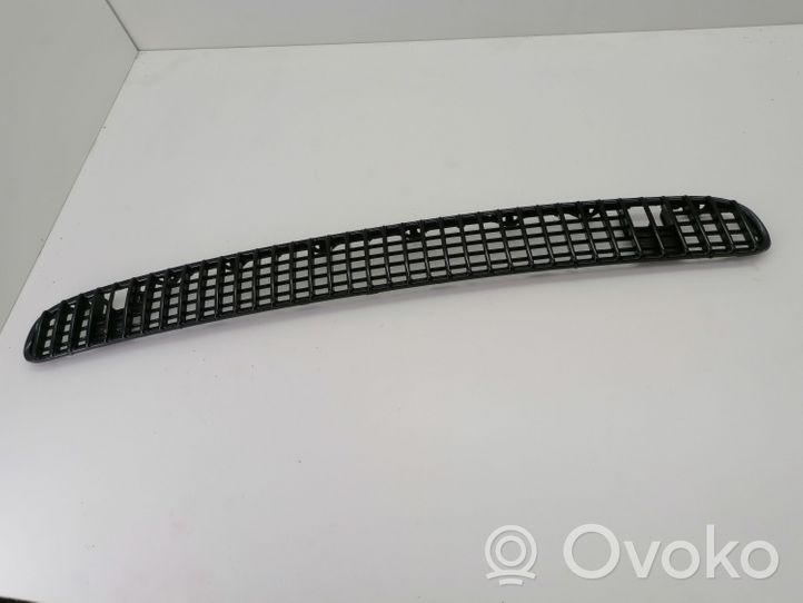 BMW 3 E46 Kratka wlotu powietrza na maskę 61138208484