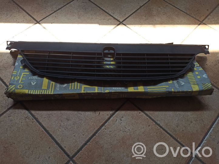 Renault Espace III Front grill 6025300465