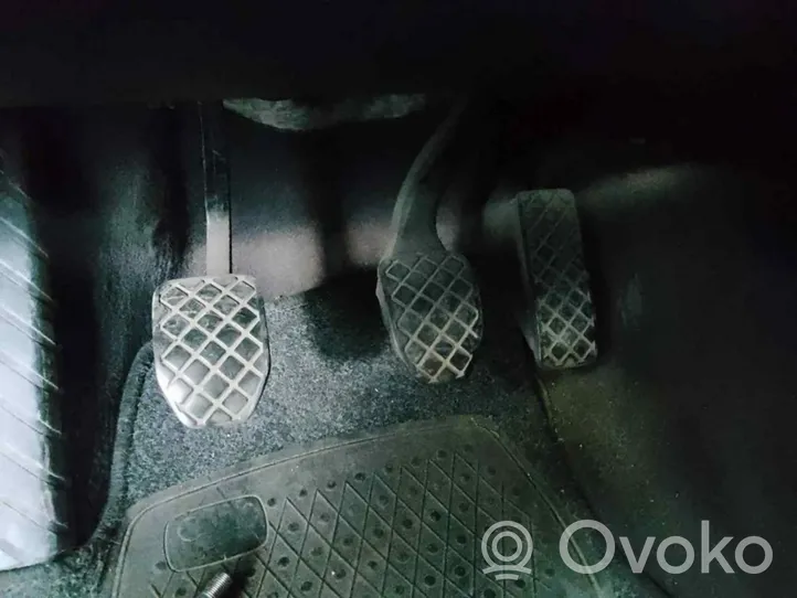 Audi A4 S4 B5 8D Clutch pedal 