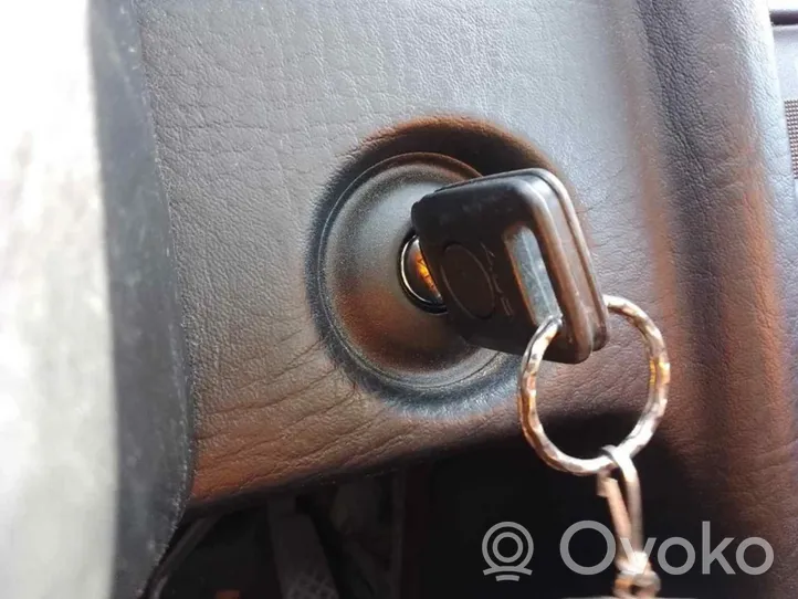 Audi 80 B1 Ignition lock 