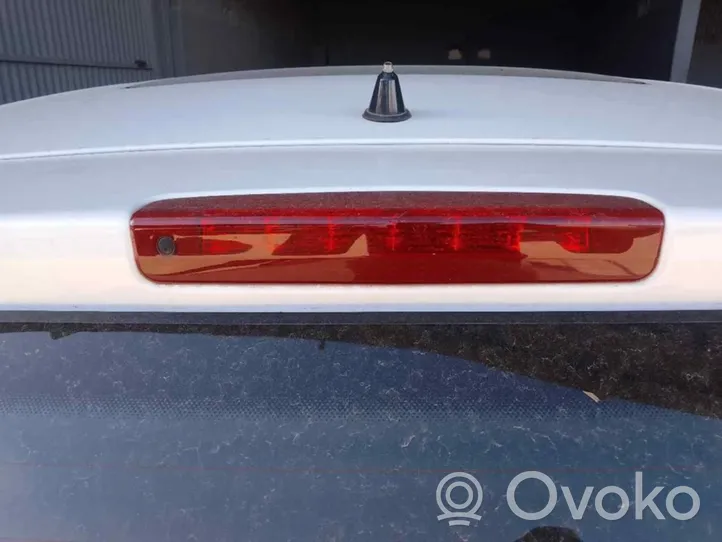 Opel Astra H Aizmugurējais lukturis virsbūvē 