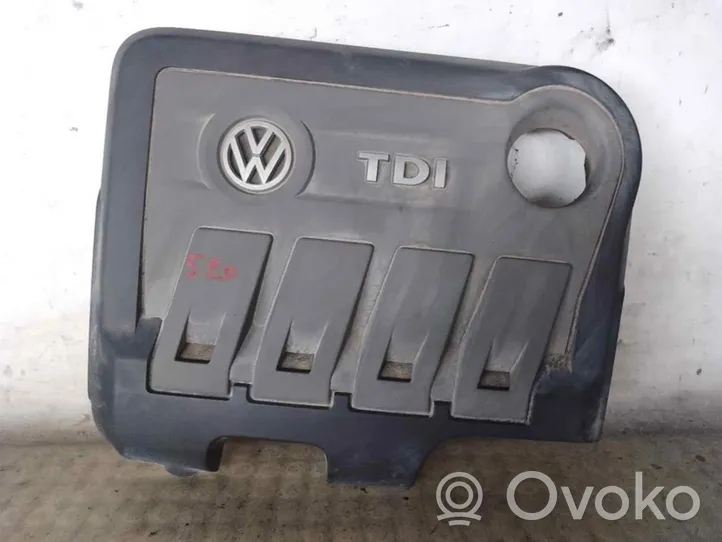 Volkswagen PASSAT Dangtis variklio (kapotas) 03L103925