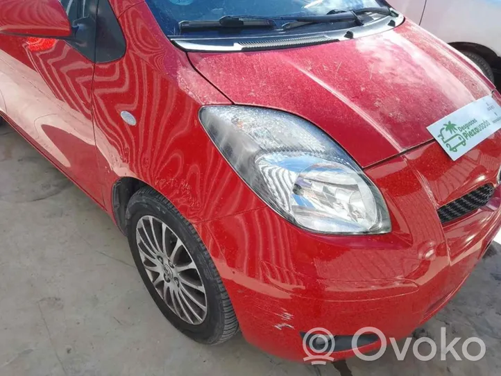 Toyota Yaris Ammortizzatore anteriore 