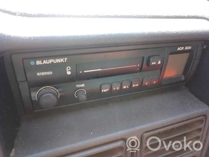 Peugeot 106 Panel / Radioodtwarzacz CD/DVD/GPS 