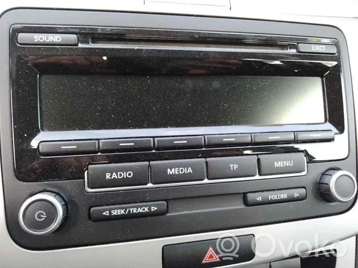 Volkswagen PASSAT Panel / Radioodtwarzacz CD/DVD/GPS 