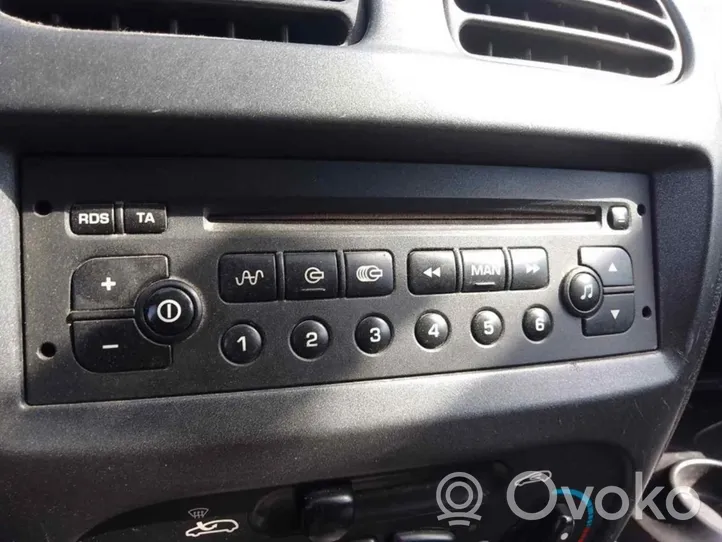 Peugeot 206+ Radio/CD/DVD/GPS-pääyksikkö 