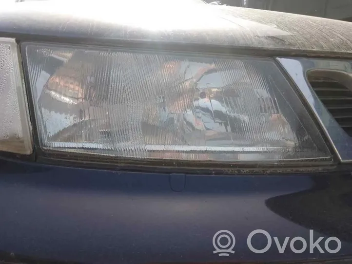 Saab 9-5 Lampa przednia 