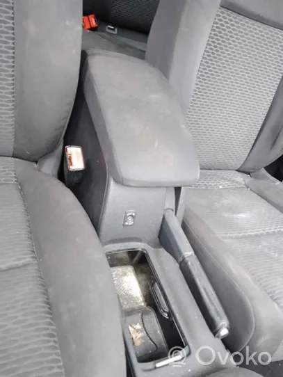 Volkswagen Golf VI Bracciolo sedile posteriorepo 