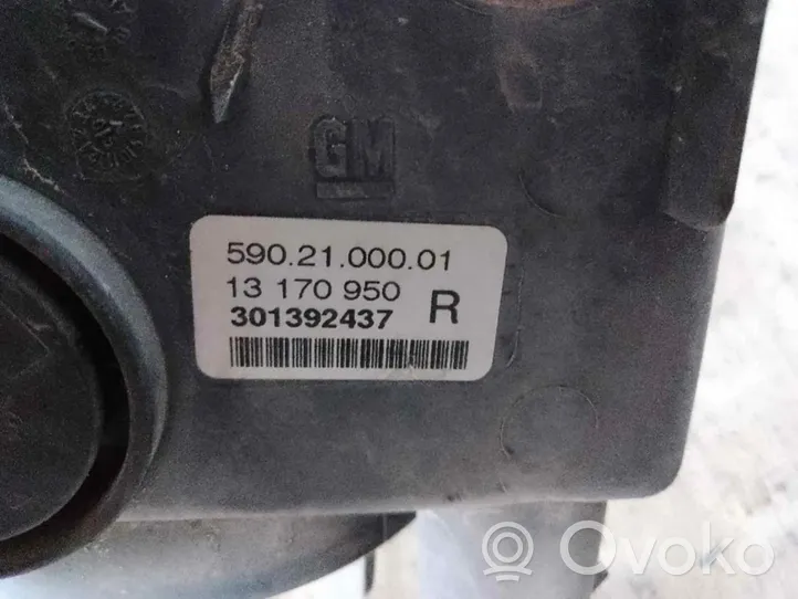 Opel Vectra C Światło przeciwmgłowe przednie 13170950