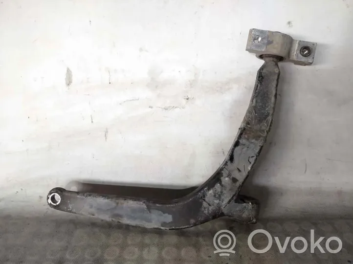 Peugeot 406 Fourchette, bras de suspension inférieur avant 3520H1