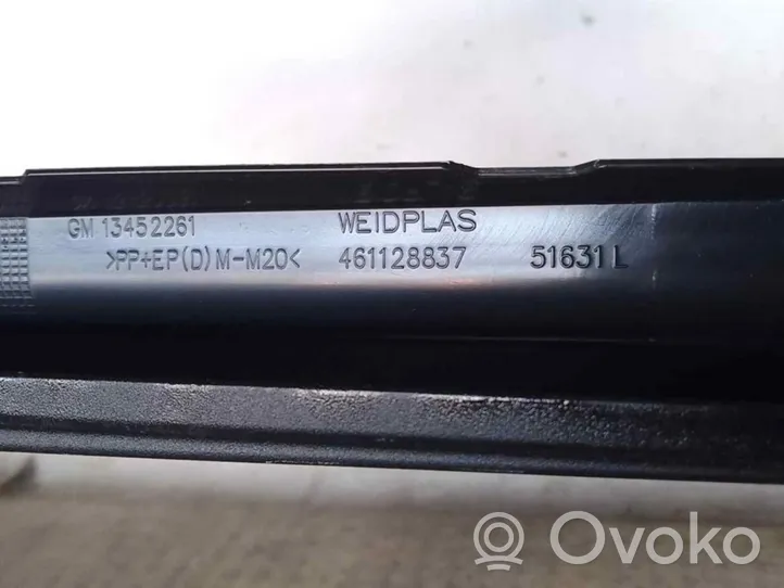 Citroen C3 Narożnik zderzaka tylnego 13452261